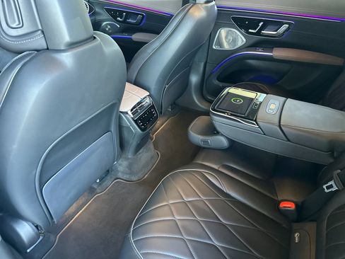 Certified 2023 Mercedes-Benz EQS 580 4MATIC SUV image 13