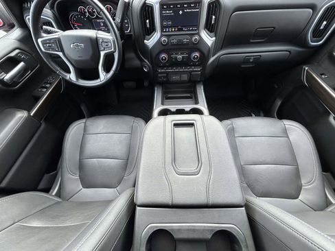 Used 2021 Chevrolet Silverado 1500 LT Trail Boss w/ Convenience Package II image 13