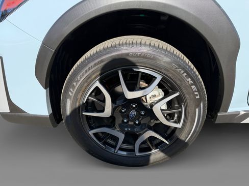 Used 2023 Subaru Crosstrek Hybrid w/ Moonroof Package w/Navigation image 9