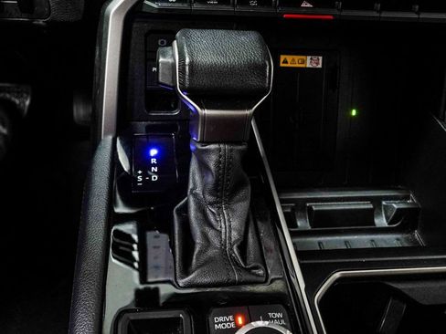 Used 2024 Toyota Tundra Limited image 21