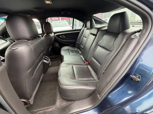 Used 2017 Ford Taurus SEL w/ Equipment Group 201A image 25