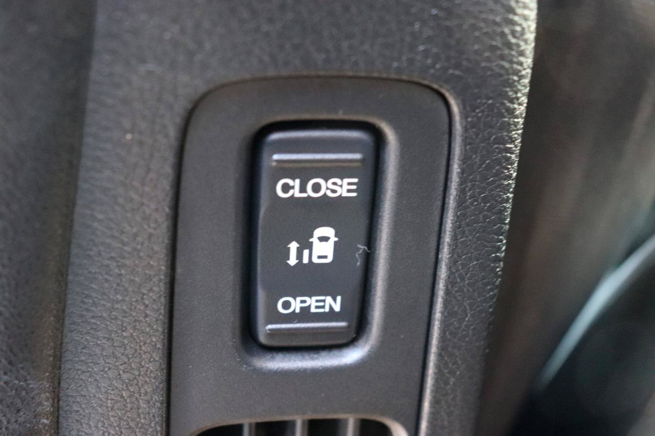 Used 2026 Honda Odyssey Elite image 31