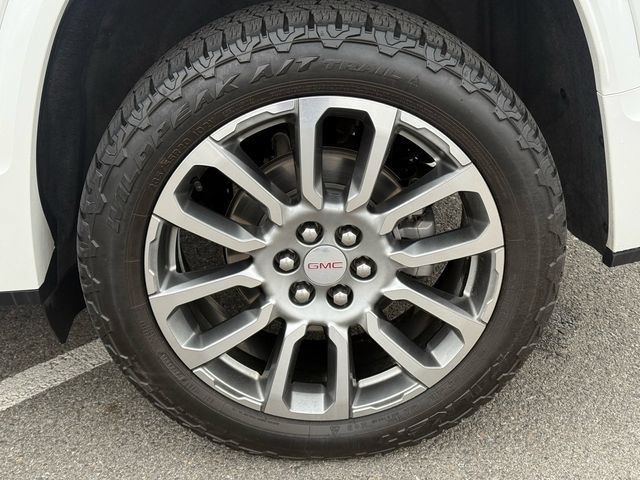 Used 2023 GMC Acadia Denali w/ Denali Ultimate Package AWD/4WD image 47