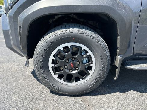 New 2026 Toyota 4Runner TRD Off-Road Premium AWD/4WD image 28