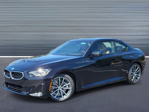 New 2026 BMW 230i Coupe w/ Premium Package RWD image 1