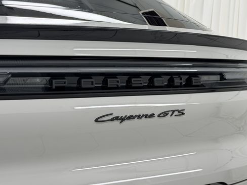 New 2026 Porsche Cayenne GTS image 63