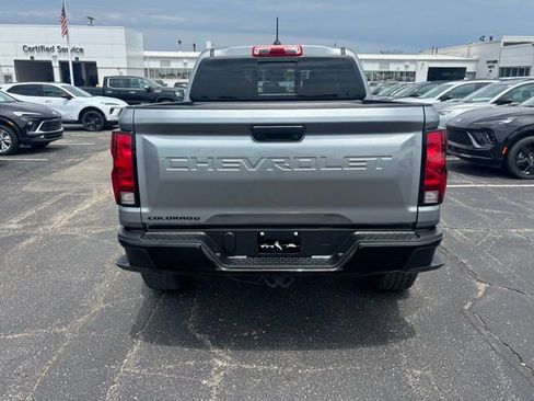 Used 2023 Chevrolet Colorado Trail Boss AWD/4WD image 7