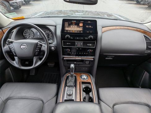 Used 2024 Nissan Armada SL w/ Captain's Chairs Package image 15