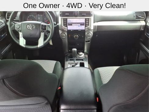 Used 2020 Toyota 4Runner SR5 AWD/4WD image 21