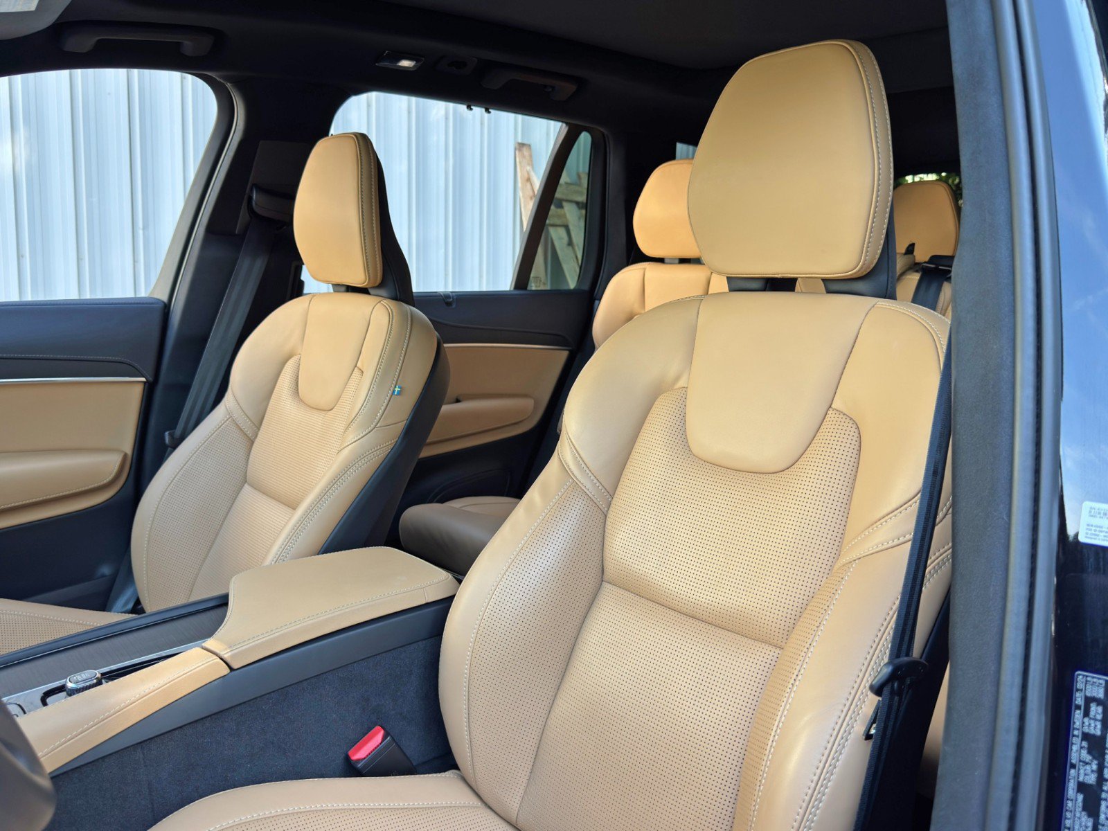 Used 2024 Volvo XC90 T8 Ultimate w/ Lounge Package AWD/4WD image 40