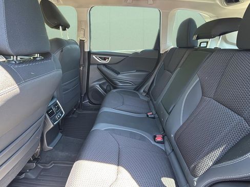 Used 2023 Subaru Forester Premium AWD/4WD image 21