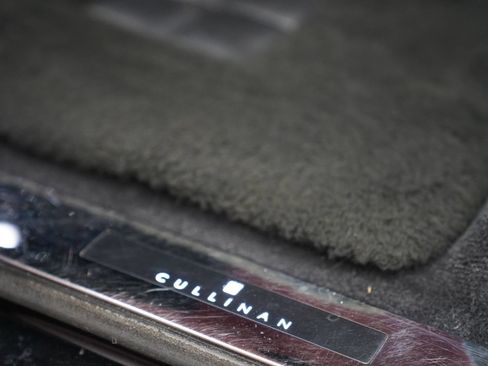 Certified 2020 Rolls-Royce Cullinan AWD/4WD image 14