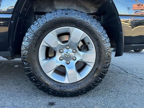 Used 2019 RAM 1500 Big Horn image 31