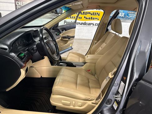 Used 2010 Honda Crosstour EX-L image 8