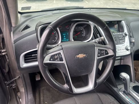 Used 2012 Chevrolet Equinox LT image 11