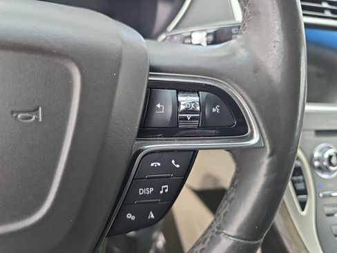 Used 2020 Lincoln Nautilus Reserve w/ Equipment Group 201A image 18