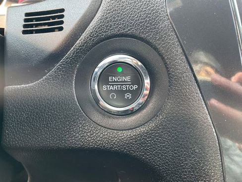 Used 2017 Ford Explorer XLT w/ Equipment Group 202A image 37