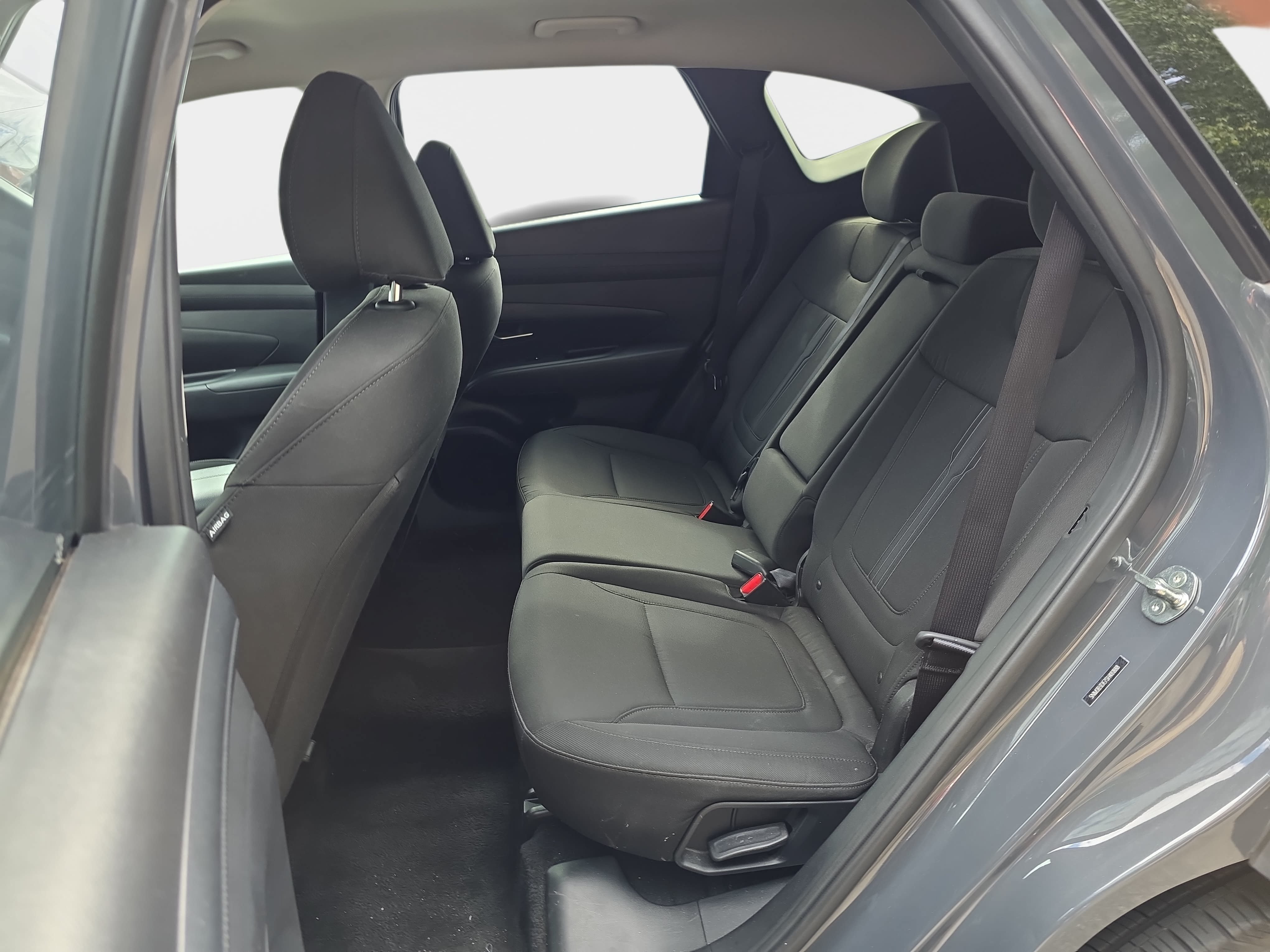 Used 2025 Hyundai Tucson SEL FWD image 9