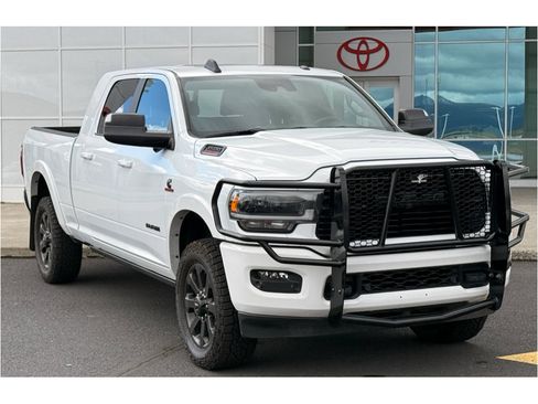 Used 2020 RAM 3500 Laramie AWD/4WD image 1