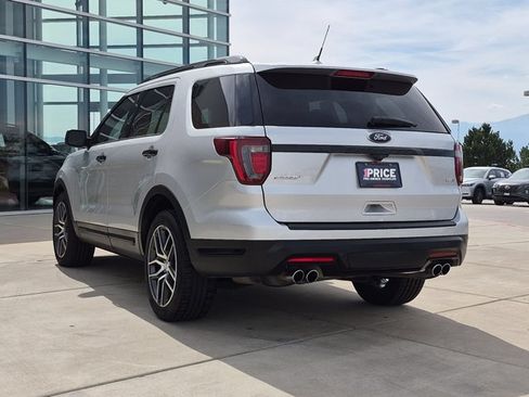 Used 2018 Ford Explorer Sport w/ Equipment Group 401A AWD/4WD image 8
