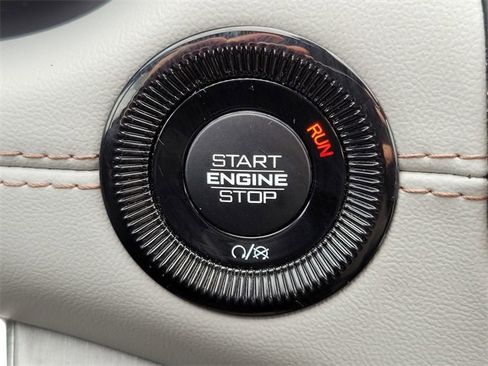 Used 2024 Jeep Compass Limited image 24