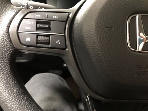 New 2026 Honda HR-V LX image 22