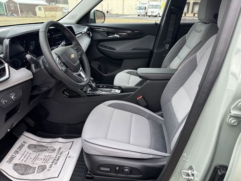 New 2026 Chevrolet TrailBlazer LT w/ Convenience Package image 8