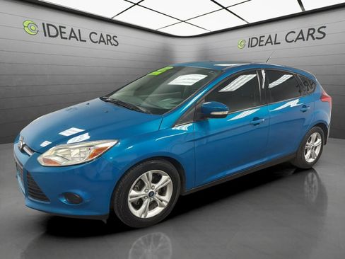 Used 2013 Ford Focus SE FWD image 1