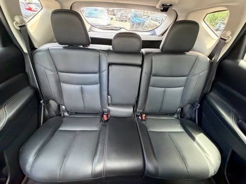 Used 2022 Nissan Murano SL AWD/4WD image 17