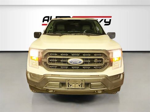 Used 2022 Ford F150 XL w/ Trailer Tow Package image 2