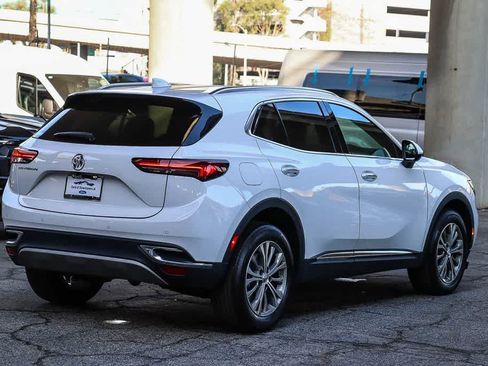 Used 2023 Buick Envision Preferred image 4