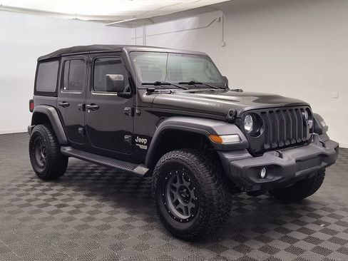 Used 2020 Jeep Wrangler Unlimited Sport S AWD/4WD image 7