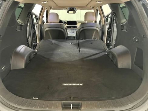 Used 2023 Hyundai Santa Fe SEL w/ Premium Package image 16