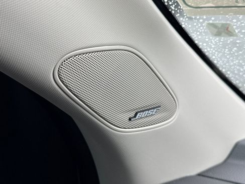 Used 2023 Honda Pilot Elite image 23