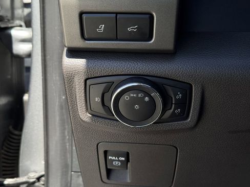 Used 2021 Ford Expedition Max XLT image 23