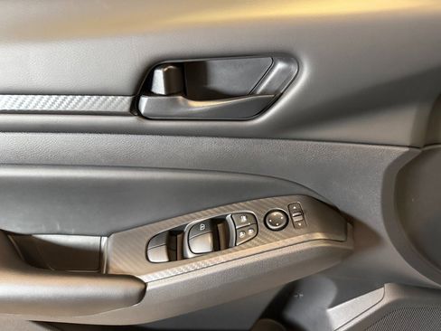 Used 2024 Nissan Altima 2.5 S image 19