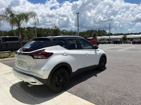 Used 2024 Nissan Kicks SV w/ Exterior Package FWD image 5