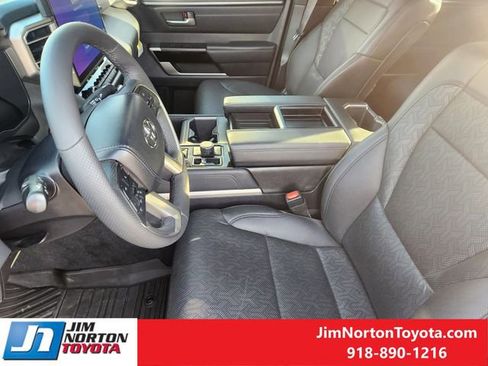 Used 2025 Toyota Tundra Limited image 15