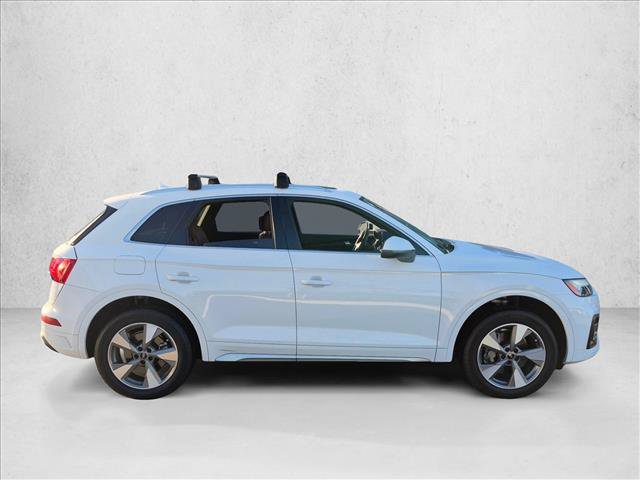 Certified 2023 Audi Q5 2.0T Premium w/ Convenience Package AWD/4WD image 4