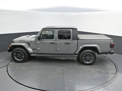 Used 2023 Jeep Gladiator Willys image 26