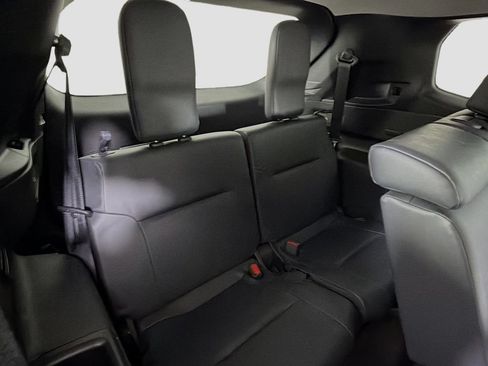 Used 2023 Mitsubishi Outlander SE FWD image 29