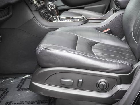 Used 2016 GMC Acadia Denali AWD/4WD image 11