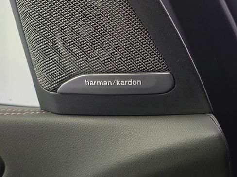 New 2026 BMW X7 xDrive40i w/ M Sport Package image 9