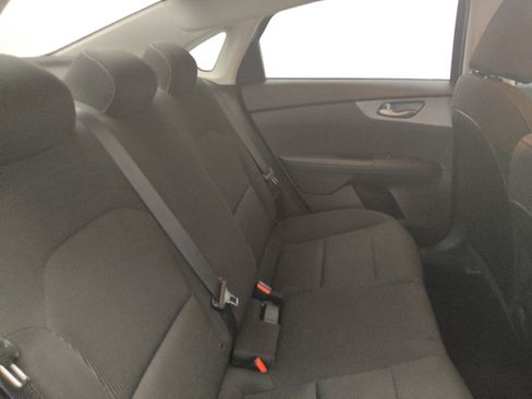 Used 2021 Kia Forte Sedan FWD image 19