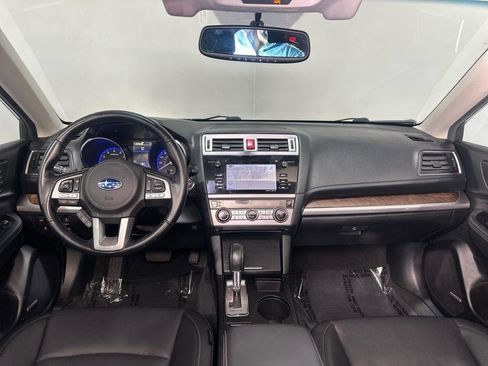 Used 2016 Subaru Outback 3.6R Limited image 11