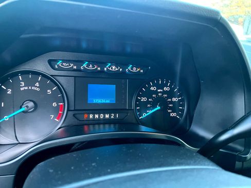 Used 2019 Ford F250 XL w/ Power Equipment Group image 9