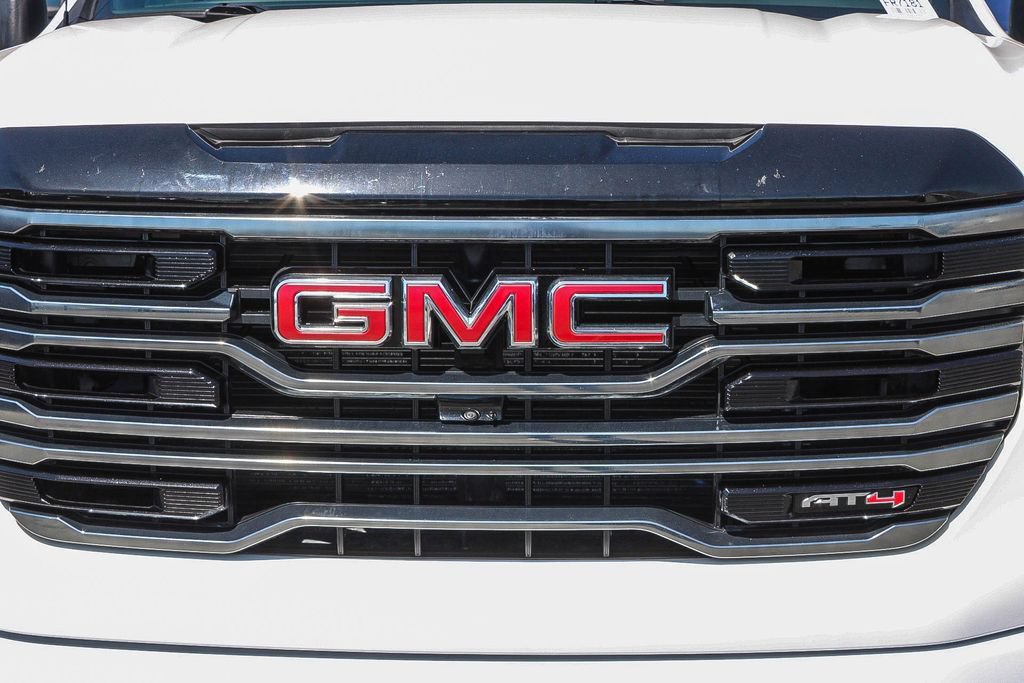 Used 2025 GMC Sierra 1500 AT4 AWD/4WD image 6