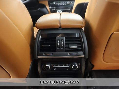 Used 2017 BMW X5 M image 9