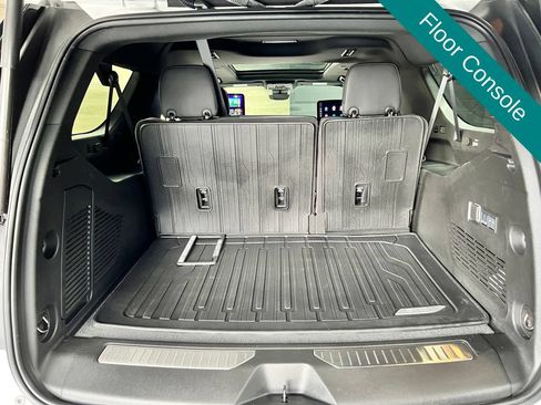Used 2026 GMC Yukon XL AT4 w/ AT4 Premium Plus Package AWD/4WD image 23