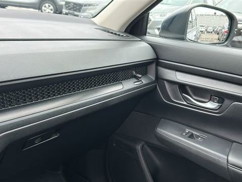 Used 2023 Honda CR-V LX image 19